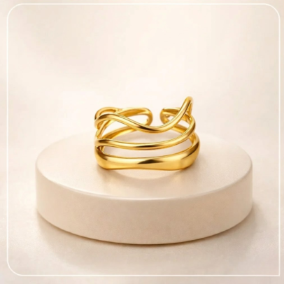 Aveline Wavy Ring